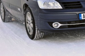 High number of road accidents during the winter underlines the need for cold weather tyres